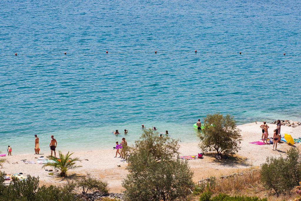 Apartments Loncar Seget Vranjica Dış mekan fotoğraf