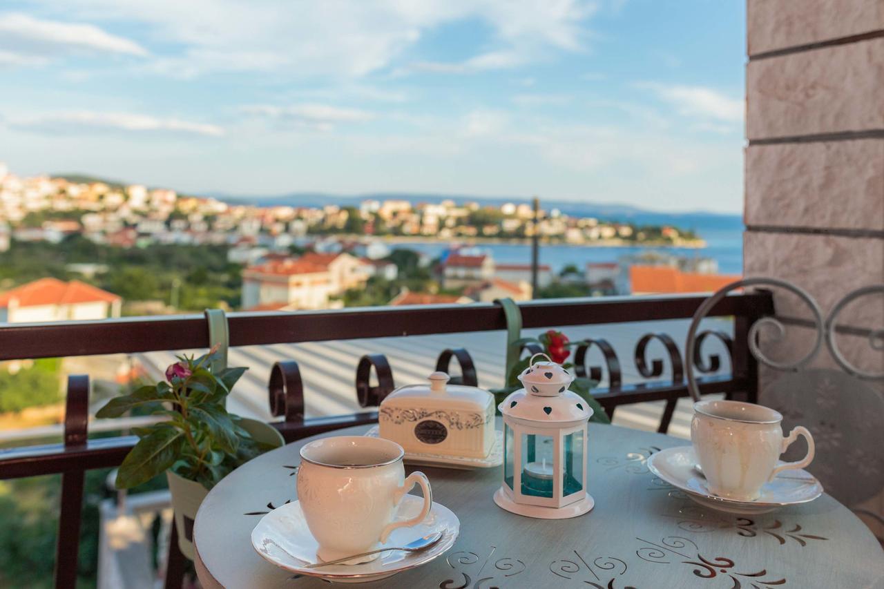Apartments Loncar Seget Vranjica Dış mekan fotoğraf