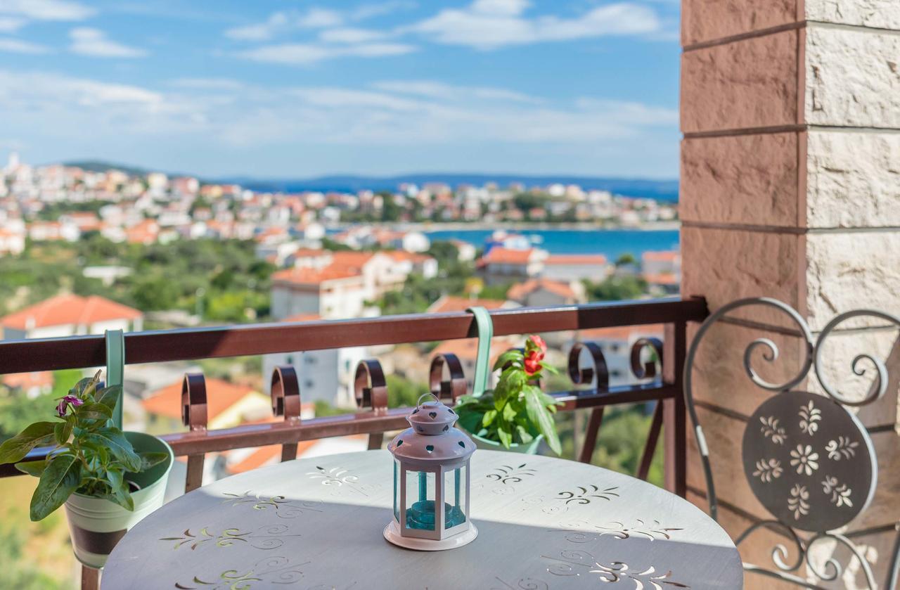 Apartments Loncar Seget Vranjica Dış mekan fotoğraf