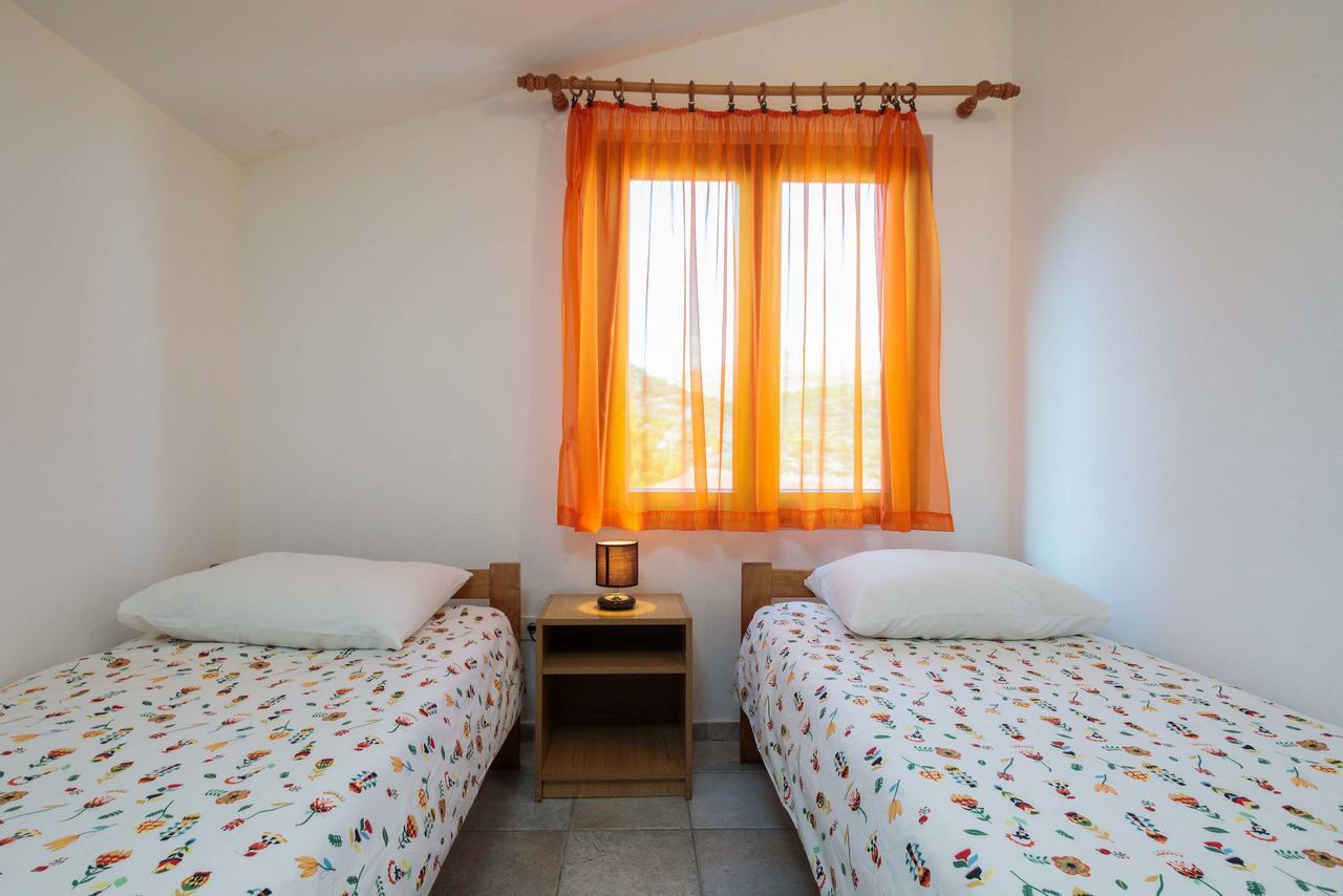 Apartments Loncar Seget Vranjica Dış mekan fotoğraf