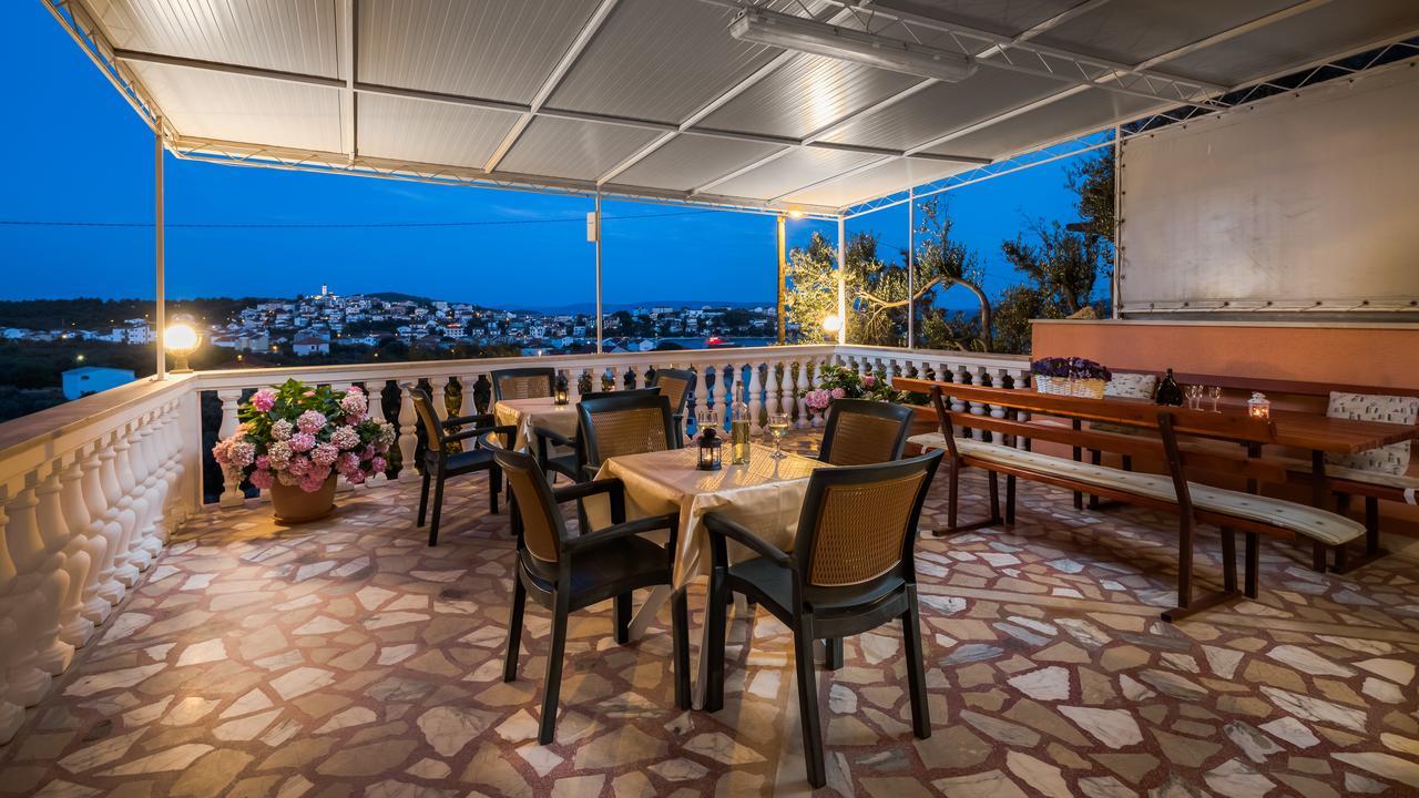 Apartments Loncar Seget Vranjica Dış mekan fotoğraf